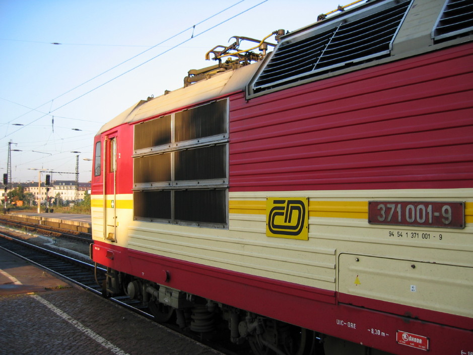 ČD 371 001-9 Dresden Neustadt, 23.09.2005, Foto Lutz Zschage