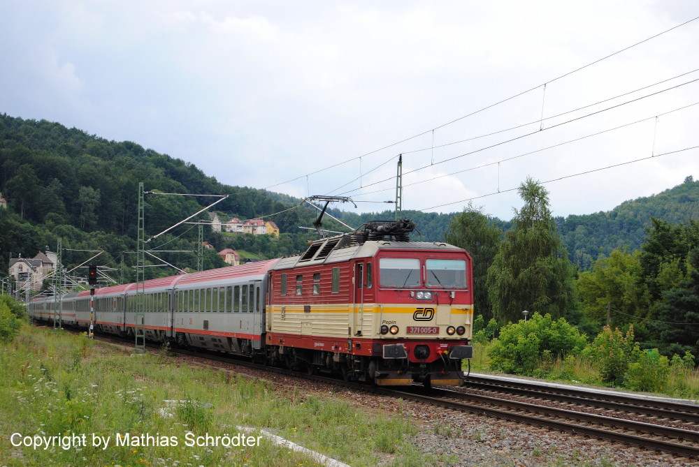 ČD 371 005-0 Dresden Hbf, 27.07.2010, Foto Mathias Schrödter