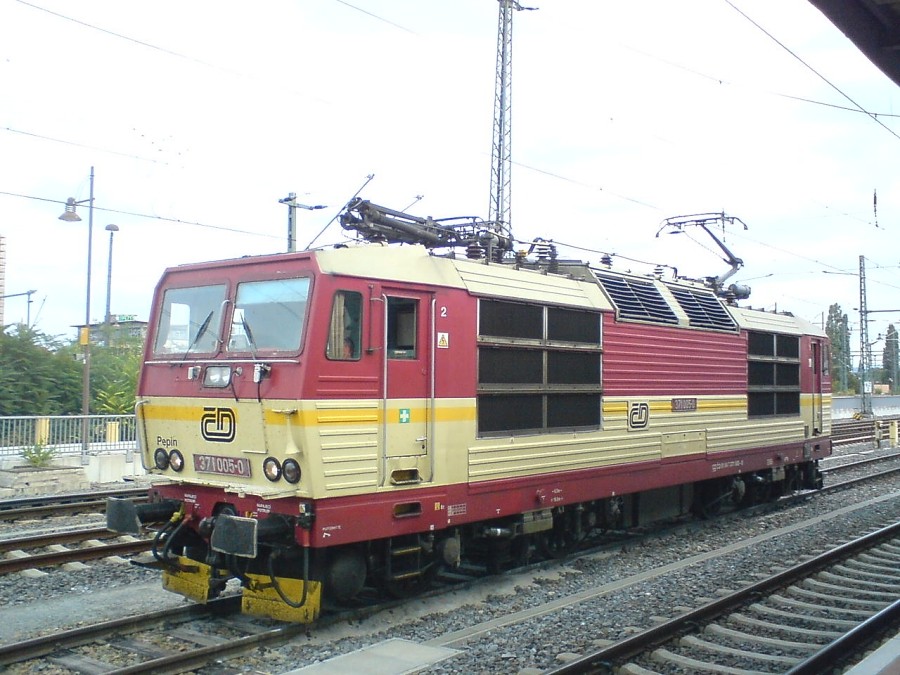 ČD 371 005-0 Dresden Hbf, 22.09.2013, Foto Lutz Zschage