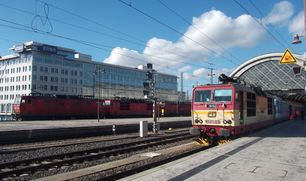 ČD 371 005-0 Dresden Hbf, 23.02.2014, Foto Max Seifert