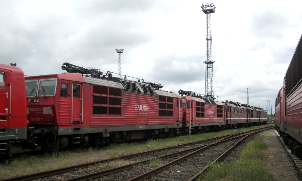 180 007-7 Rostock Seehafen, 2012, Foto MR