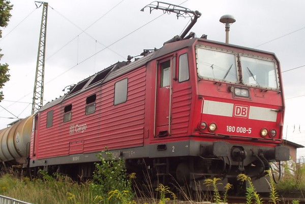 Lokzug mit 180 008-5 Coswig, Foto Stefan Sachs