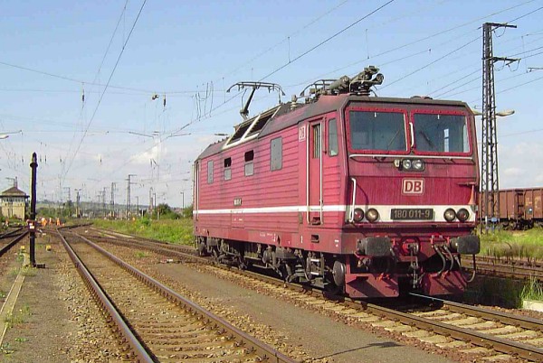 180 011-9 Rbf Dresden Friedrichstadt, 27.09.2005, Foto Ralf Funke