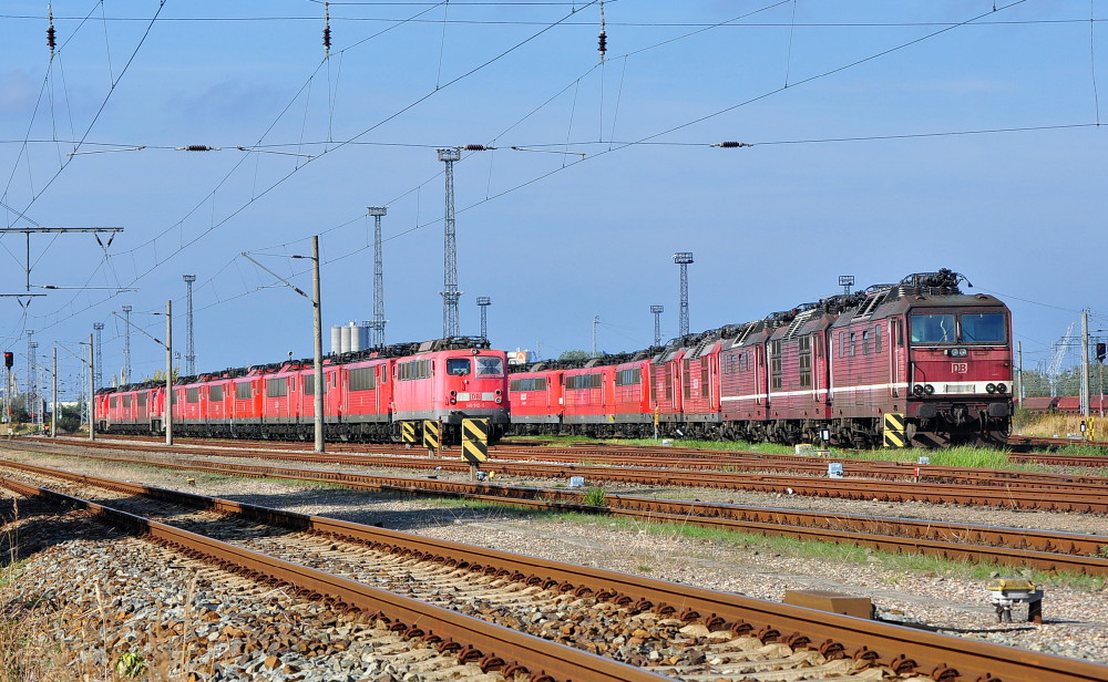 Lokzug mit 180 009+010+019 Rostock Dierkow, 23.05.2011, Foto Christian Graetz