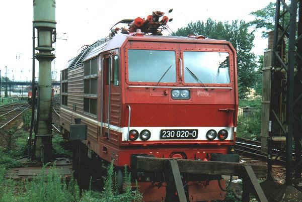 180 020-0 Dresden Hbf, 22.07.1991, Foto Norbert Schmitz